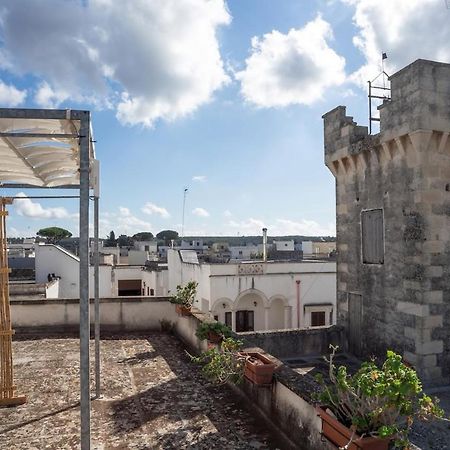 Apartamento La Torre Antica Dimora Giuggianello Exterior foto