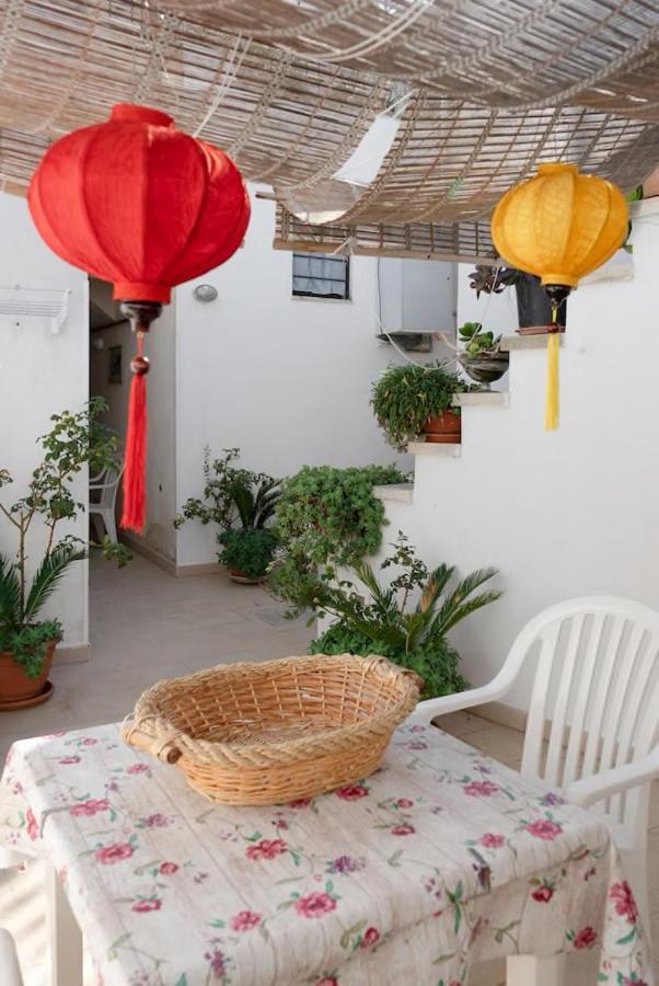 Apartamento La Torre Antica Dimora Giuggianello Exterior foto